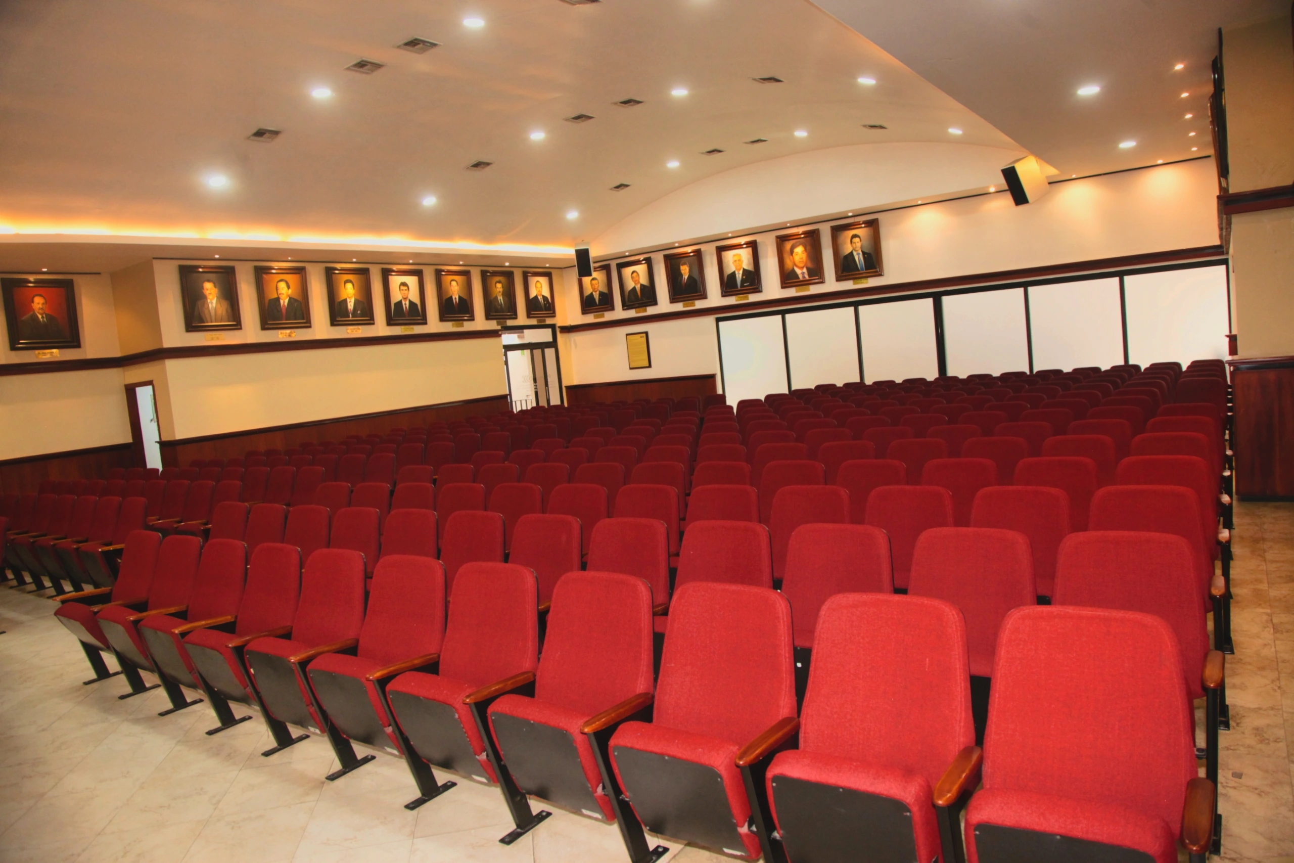 auditorio ROBERTO CRESPO TORAL, alquiler de salas